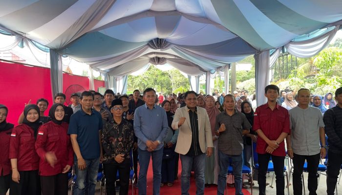 Reses Kembali ke Almamater, Maswedi Soroti Persoalan TPA/TPS di Lingkungan Sekolah